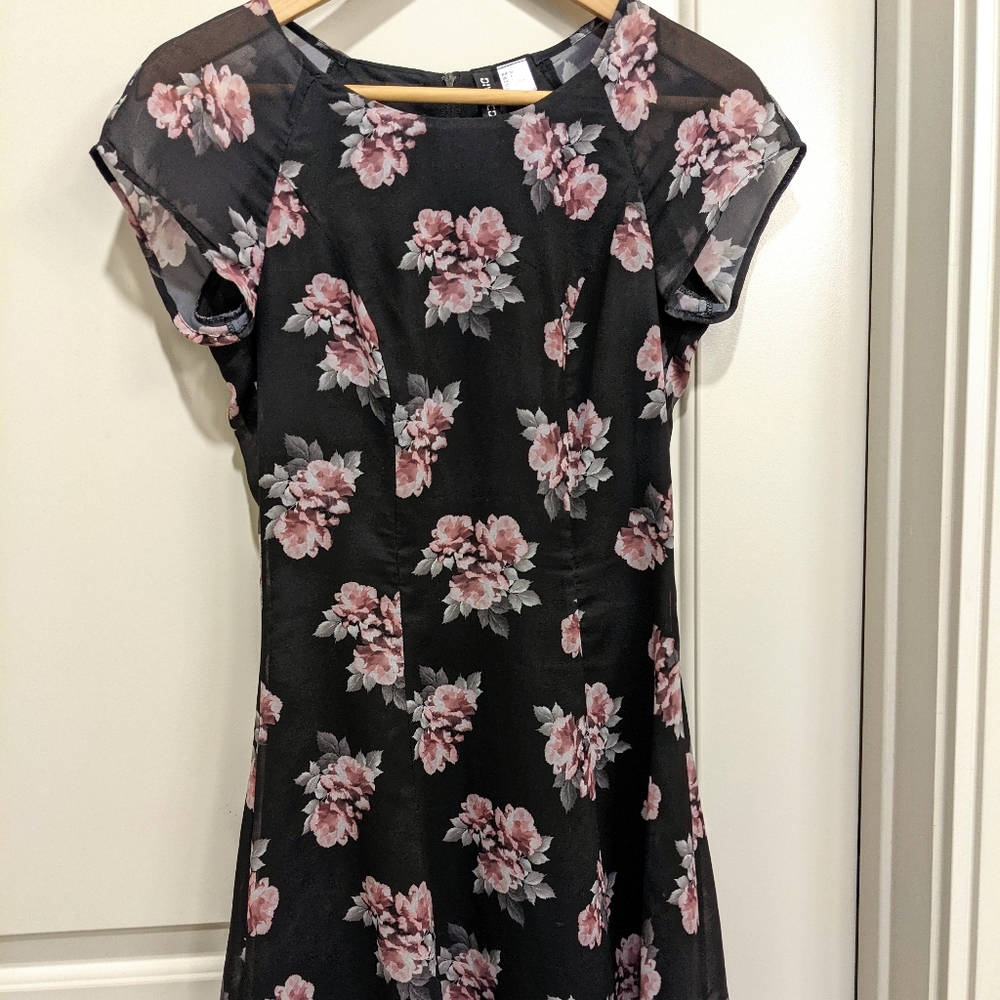 H&M Floral Mini Dresa